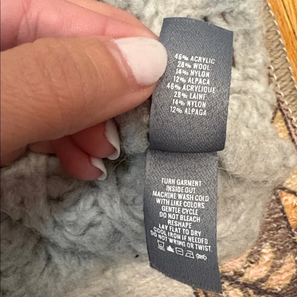 ✨ AERIE ✨ Gray Wool Alpaca Blend Cozy Chunky Turtleneck Sweater Size Small Flaw - Picture 4 of 9